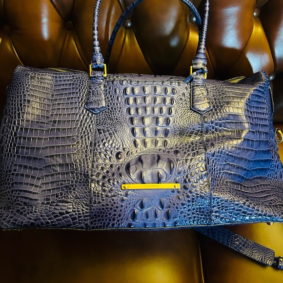 Weekender - Picture 2 of 3